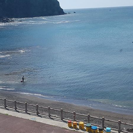 Nice View Guesthouse Seogwipo Exterior foto